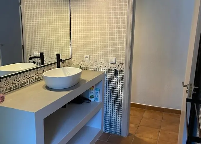 La Paradiso Apartment *